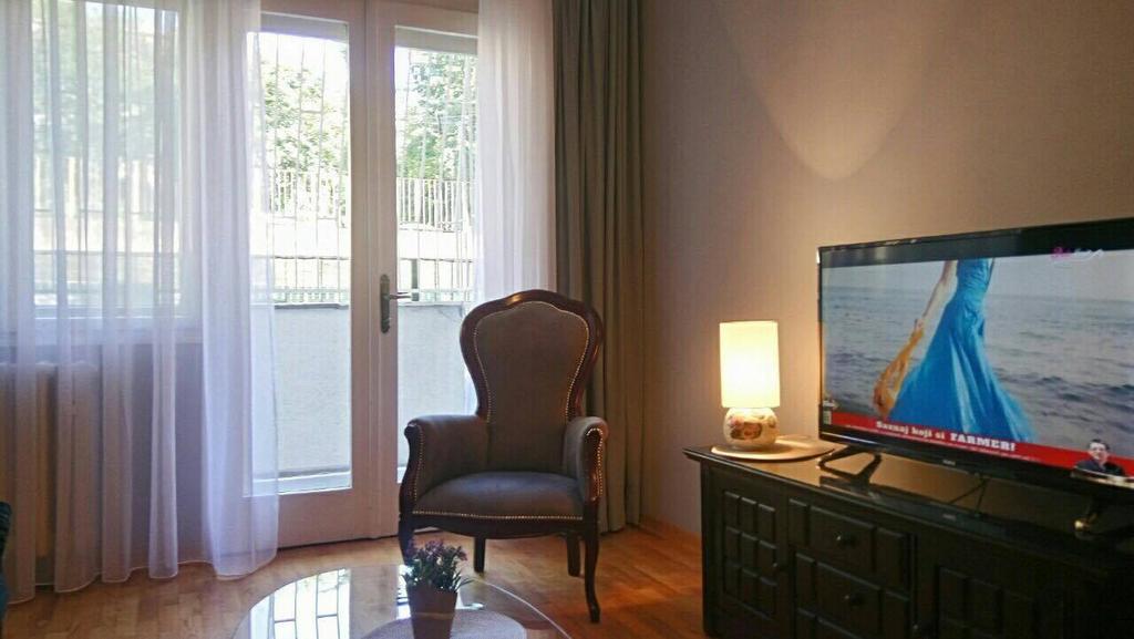 Apartment Zindan Belgrad Exteriör bild